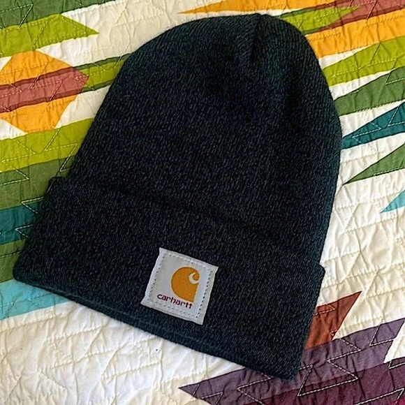 Green knit cuffed Carhartt Beanie. O/S - Picture 1 of 8